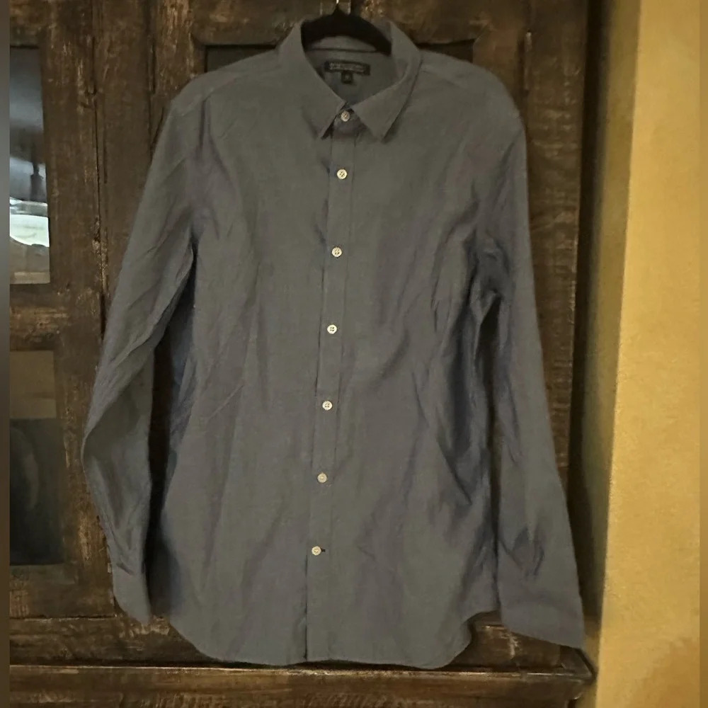 Banana Republic Non-Iron Tailored Slim Fit Long Sleeve Dress Shirt Size M Blue
